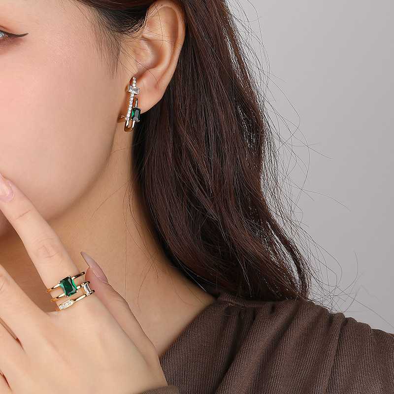 5.8ct Asscher Cut Emerald Sapphire Engagement Ring